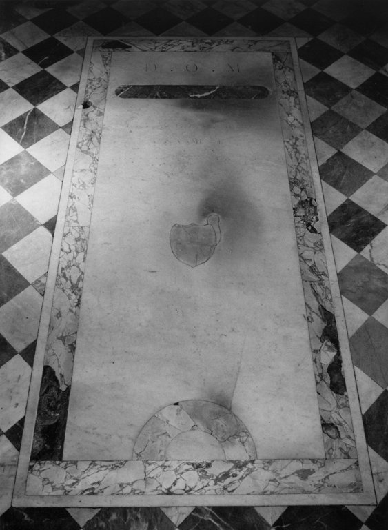 monumento funebre by Mistruzzi Aurelio (e aiuti) (sec. XX)